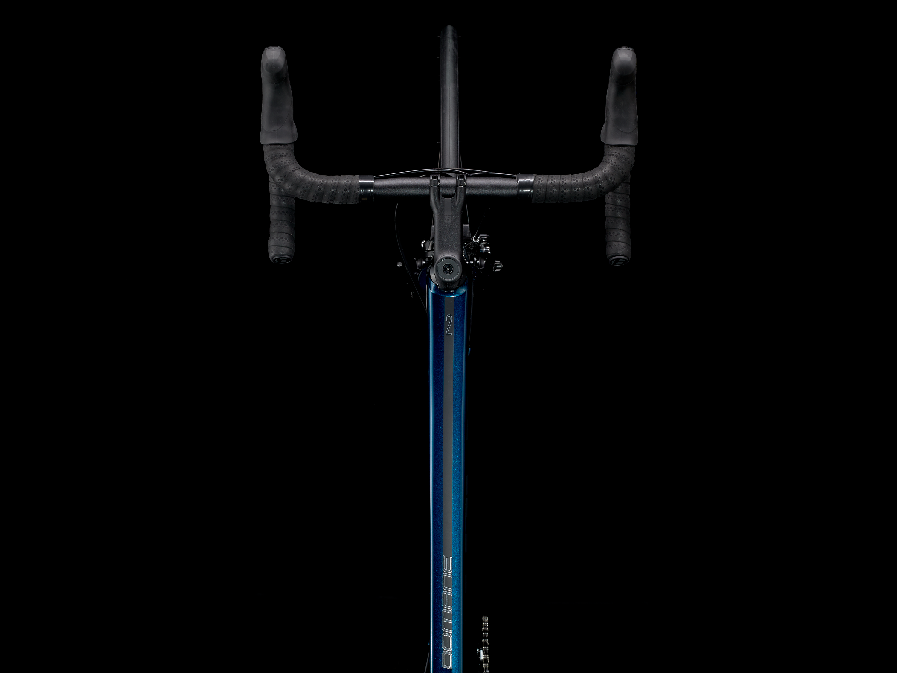 Trek Domane AL 2 (2023) - Image 11