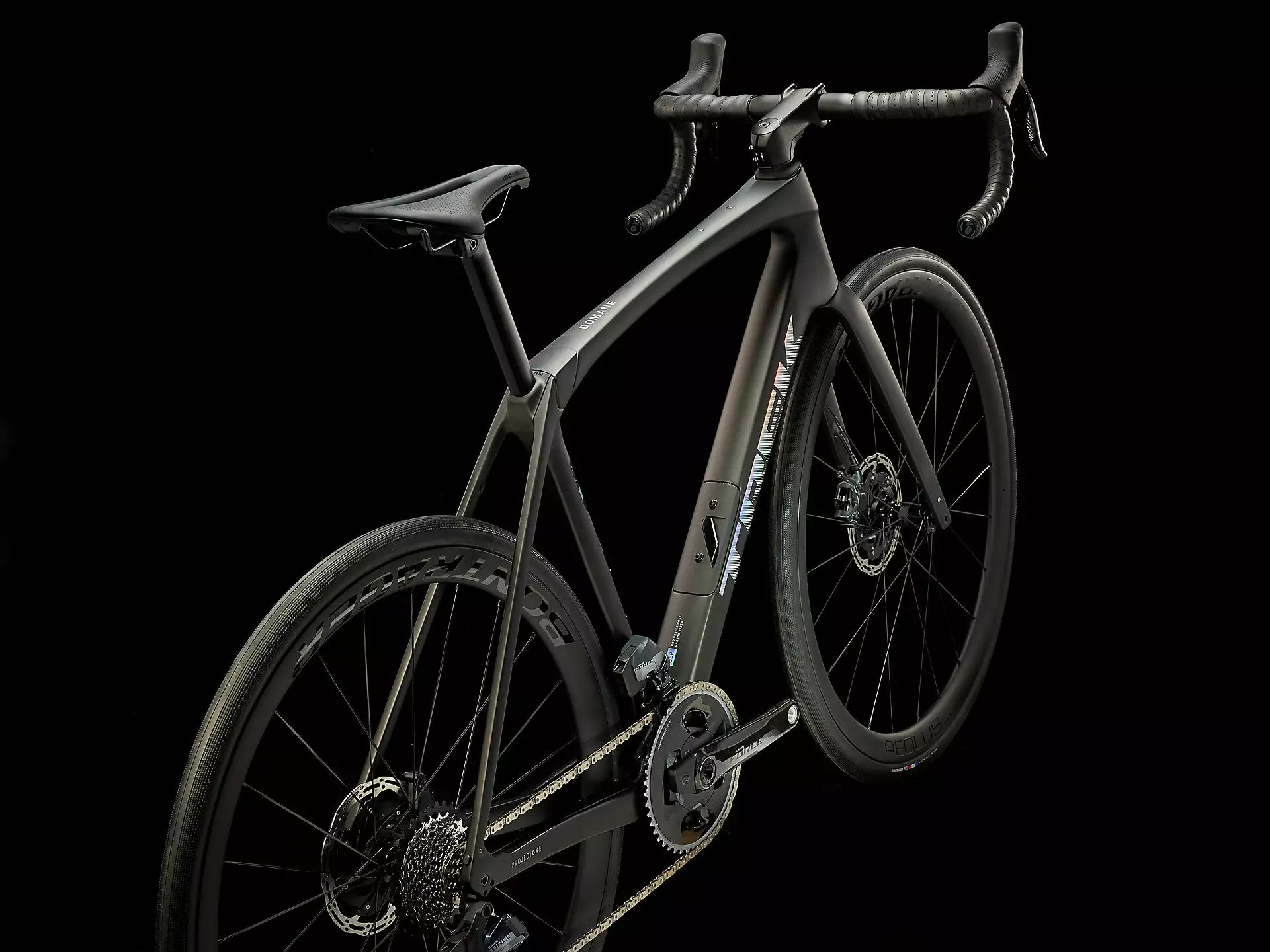 Trek Domane SLR 7 AXS Gen 4 (2023) - Image 20