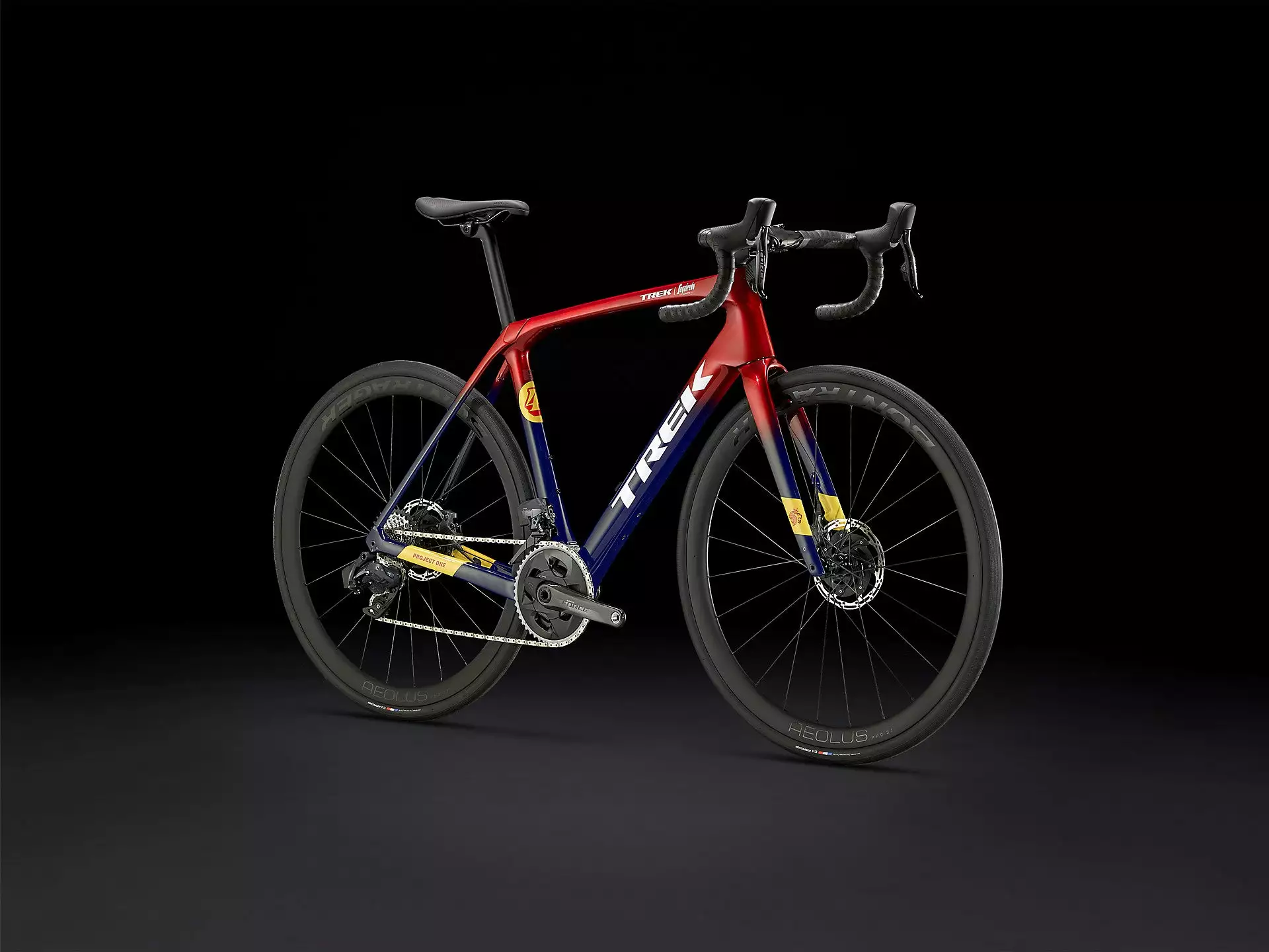 Trek Domane SLR 7 AXS Gen 4 (2023) - Image 8