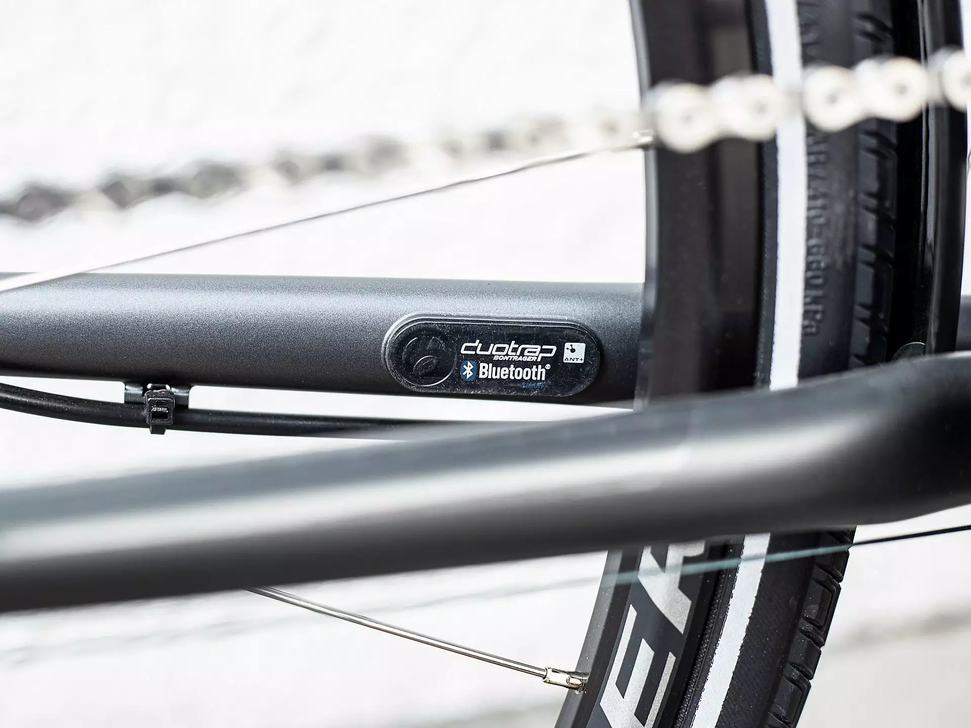 Trek FX 2 Disc Equipped (2023) - Image 12