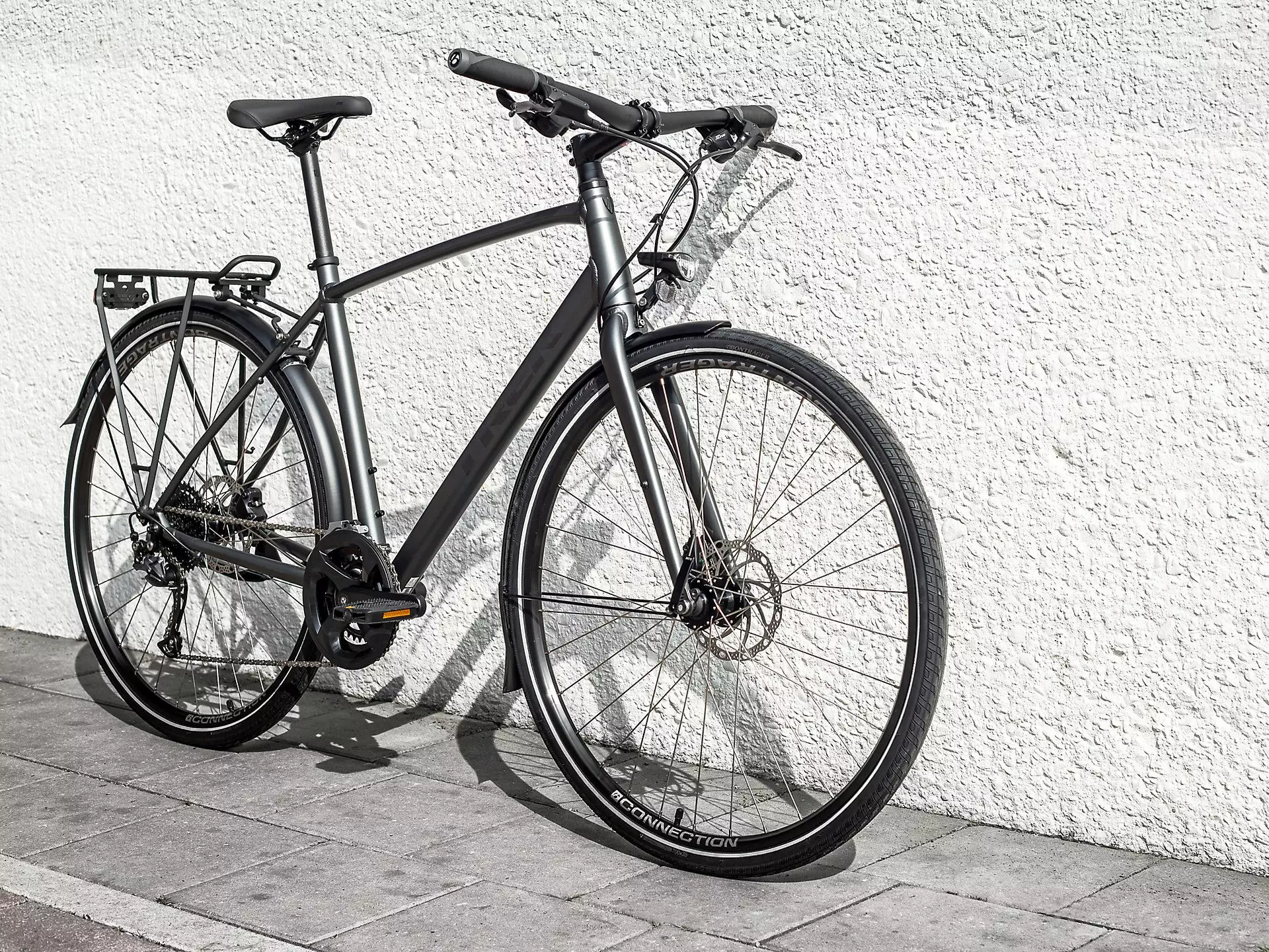 Trek FX 2 Disc Equipped (2023) - Image 6