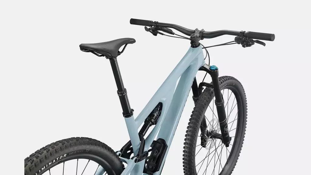 Specialized Stumpjumper Evo Comp (2022) Gloss Arctic Blue/Black - Image 3